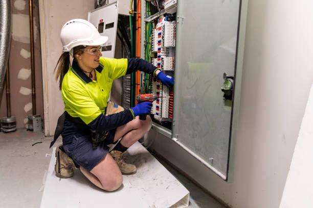 Best Local Electrician Companies  in Knightstown, IN